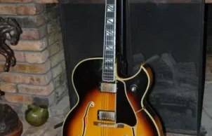 Van Hoose Vintage 1967 Gibson Super 400CES